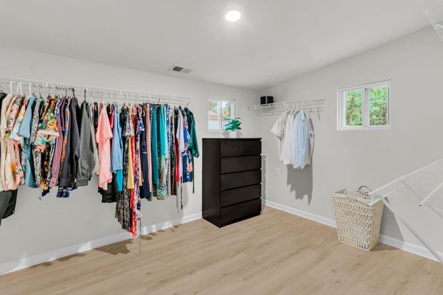 2090 Green Park Avenue, Charleston, SC 29414
