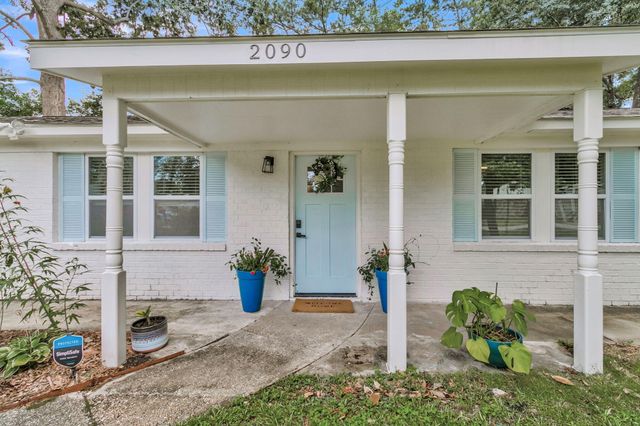 2090 Green Park Avenue, Charleston, SC 29414