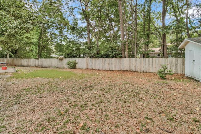 2090 Green Park Avenue, Charleston, SC 29414
