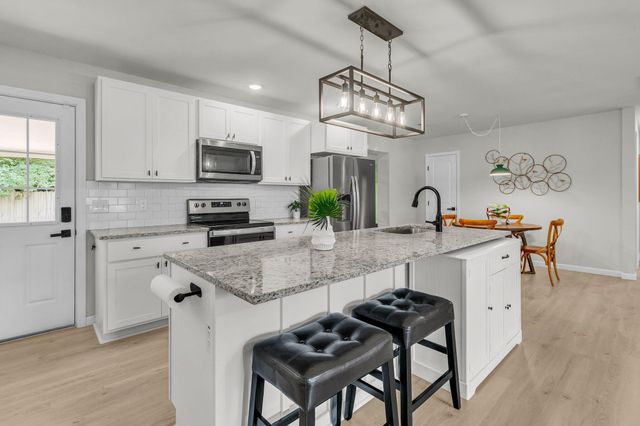 2090 Green Park Avenue, Charleston, SC 29414