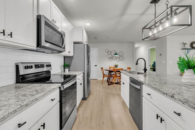2090 Green Park Avenue, Charleston, SC 29414