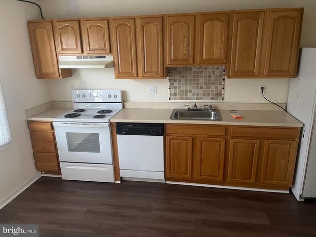 8547 PIONEER DR, Severn, MD 21144