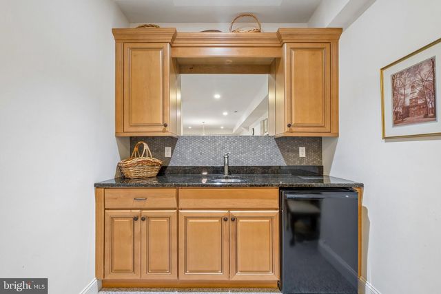 11 WORDSWORTH DR, Ivyland, PA 18974