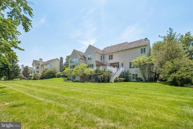 11 WORDSWORTH DR, Ivyland, PA 18974