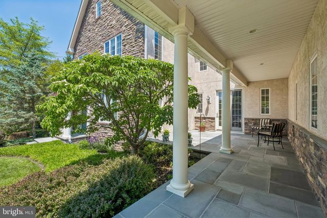 11 WORDSWORTH DR, Ivyland, PA 18974