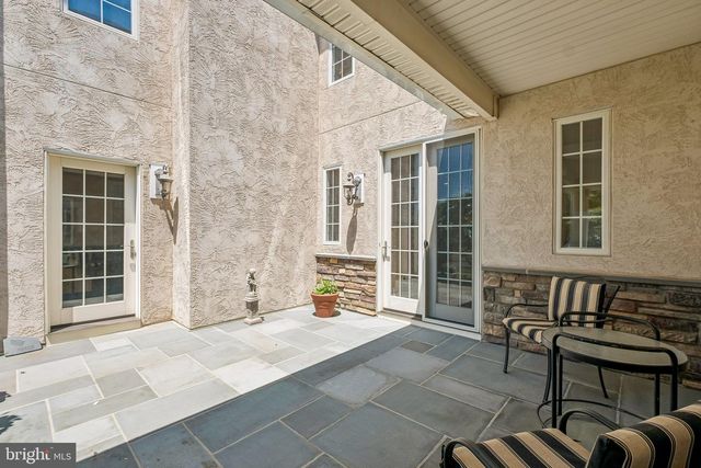 11 WORDSWORTH DR, Ivyland, PA 18974
