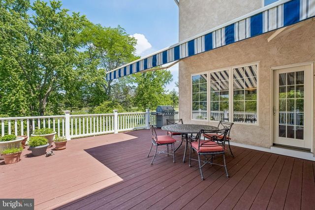 11 WORDSWORTH DR, Ivyland, PA 18974