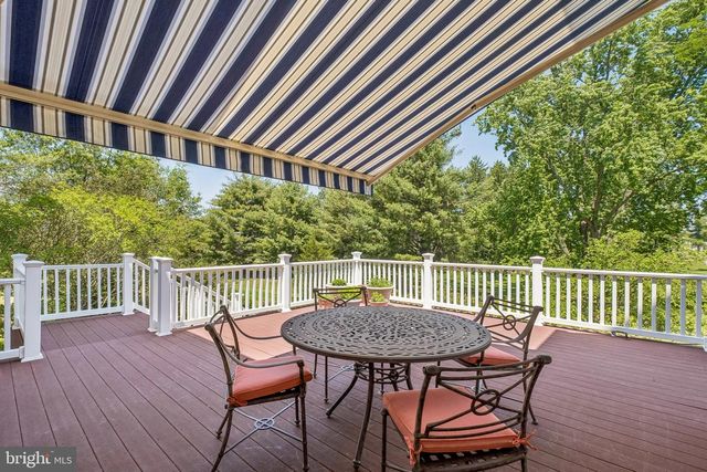 11 WORDSWORTH DR, Ivyland, PA 18974