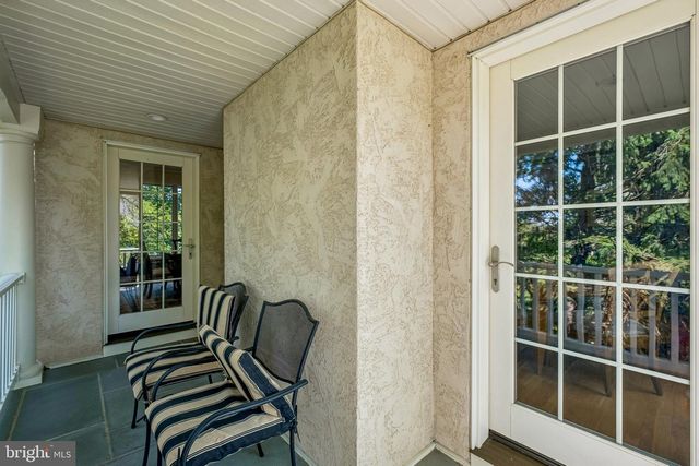 11 WORDSWORTH DR, Ivyland, PA 18974