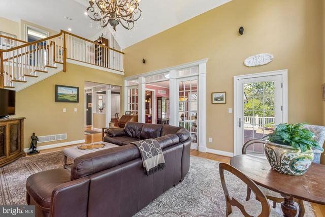 11 WORDSWORTH DR, Ivyland, PA 18974