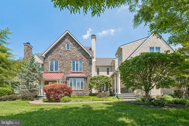 11 WORDSWORTH DR, Ivyland, PA 18974
