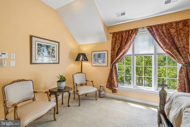 11 WORDSWORTH DR, Ivyland, PA 18974