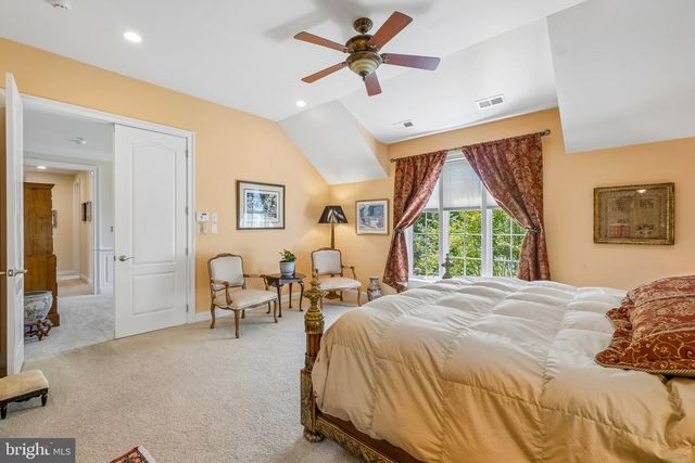 11 WORDSWORTH DR, Ivyland, PA 18974