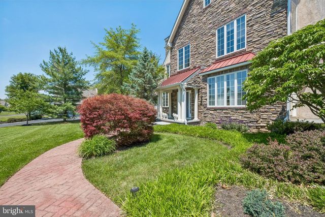 11 WORDSWORTH DR, Ivyland, PA 18974