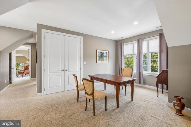 11 WORDSWORTH DR, Ivyland, PA 18974