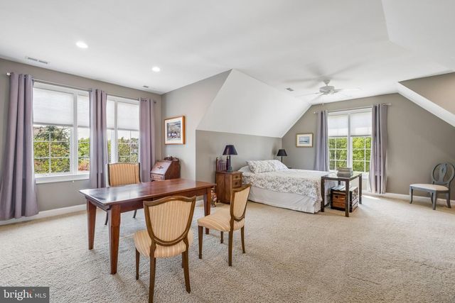 11 WORDSWORTH DR, Ivyland, PA 18974