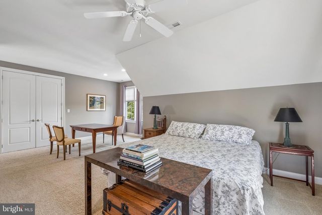 11 WORDSWORTH DR, Ivyland, PA 18974