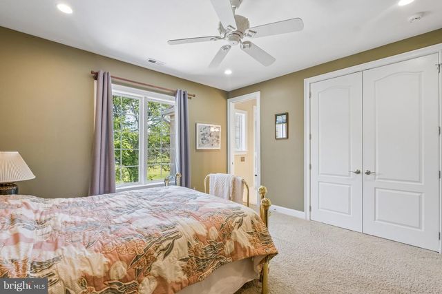11 WORDSWORTH DR, Ivyland, PA 18974
