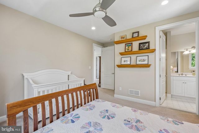 11 WORDSWORTH DR, Ivyland, PA 18974