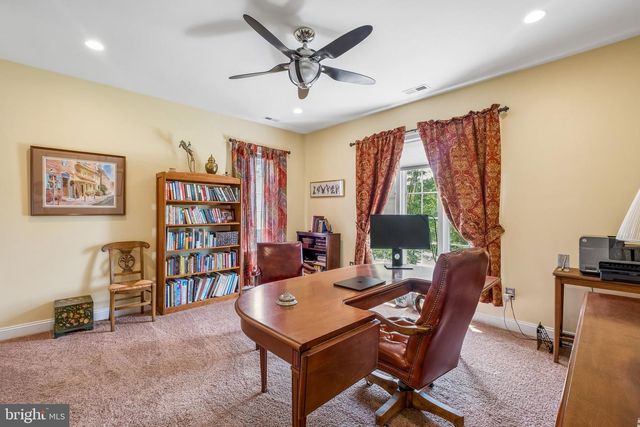 11 WORDSWORTH DR, Ivyland, PA 18974
