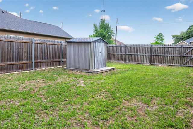 134 Towering Oaks, Tool, TX 75143