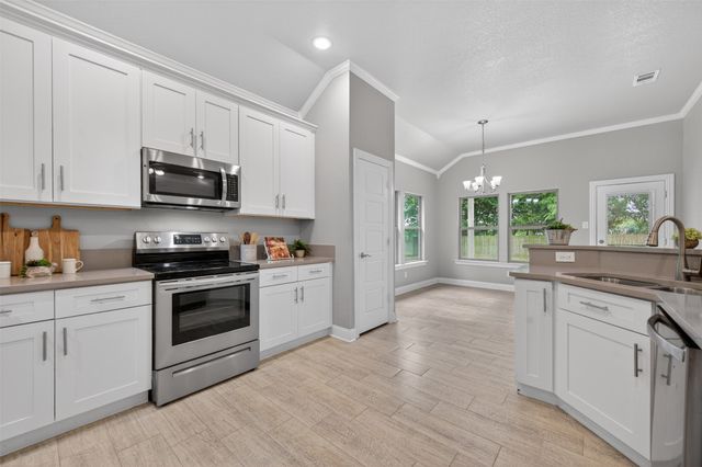 134 Towering Oaks, Tool, TX 75143