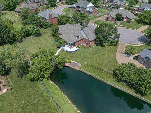 3255 Blue Water Court, Newburgh, IN 47630