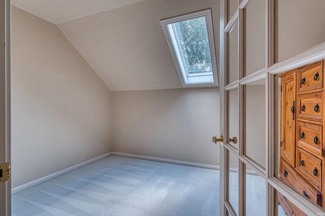 3255 Blue Water Court, Newburgh, IN 47630