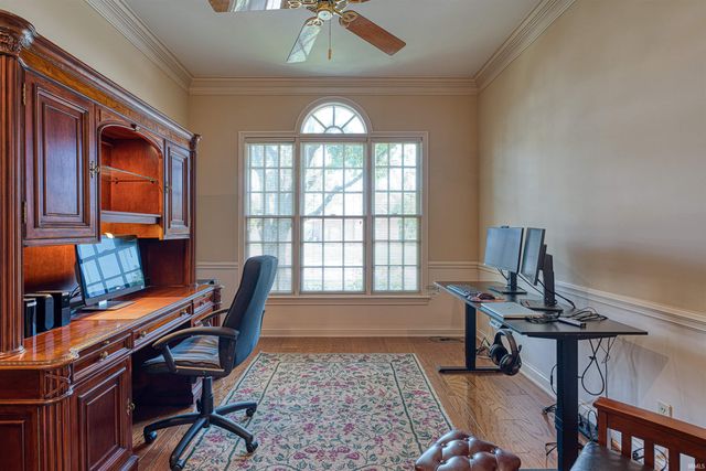 3255 Blue Water Court, Newburgh, IN 47630