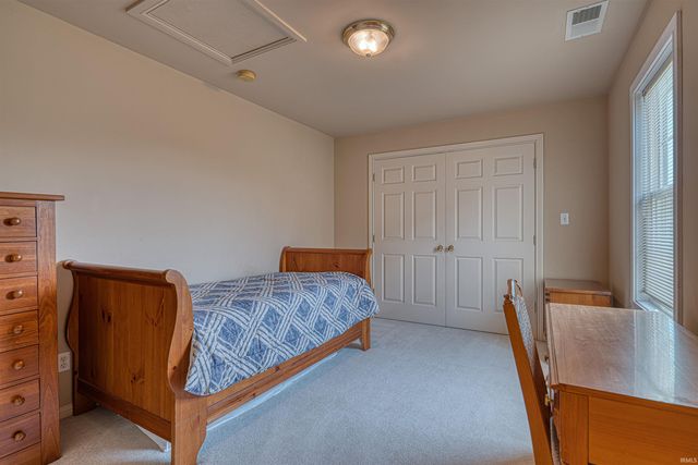 3255 Blue Water Court, Newburgh, IN 47630