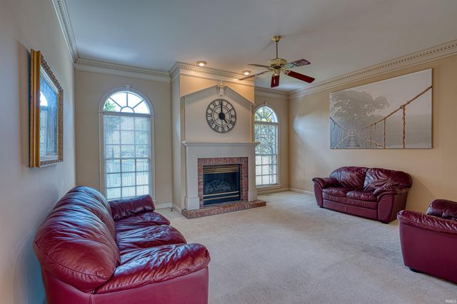 3255 Blue Water Court, Newburgh, IN 47630