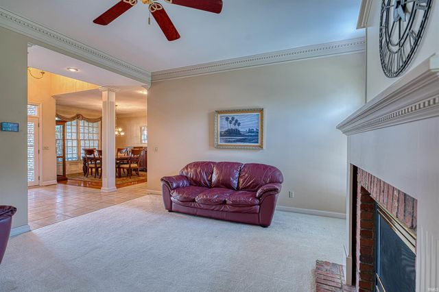 3255 Blue Water Court, Newburgh, IN 47630