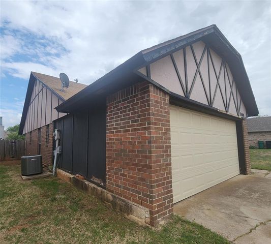 11408 Windmill Road, Oklahoma City, OK 73162