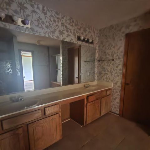 11408 Windmill Road, Oklahoma City, OK 73162