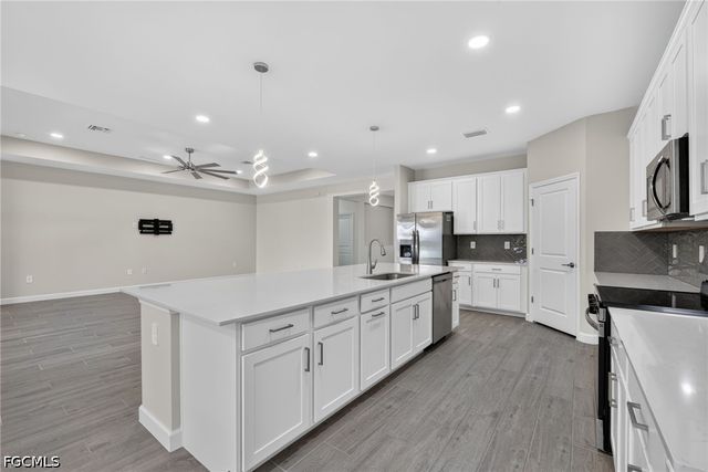 10625 Timber Creek DR, Fort Myers, FL 33913