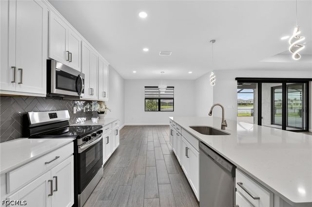 10625 Timber Creek DR, Fort Myers, FL 33913