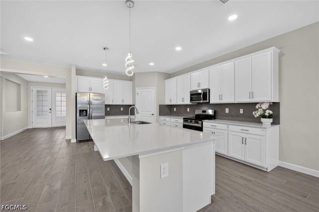 10625 Timber Creek DR, Fort Myers, FL 33913