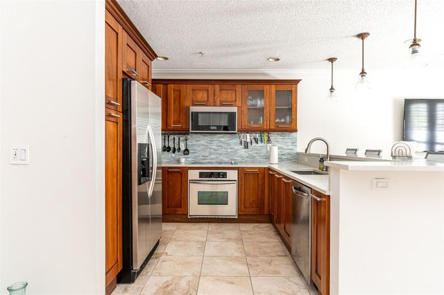 2614 NE 11th Court, Fort Lauderdale, FL 33304