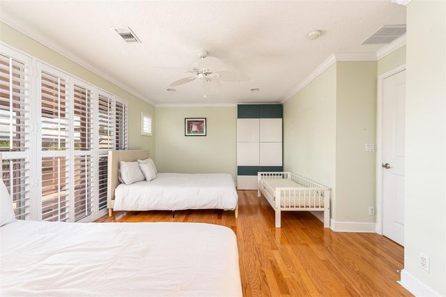 2614 NE 11th Court, Fort Lauderdale, FL 33304