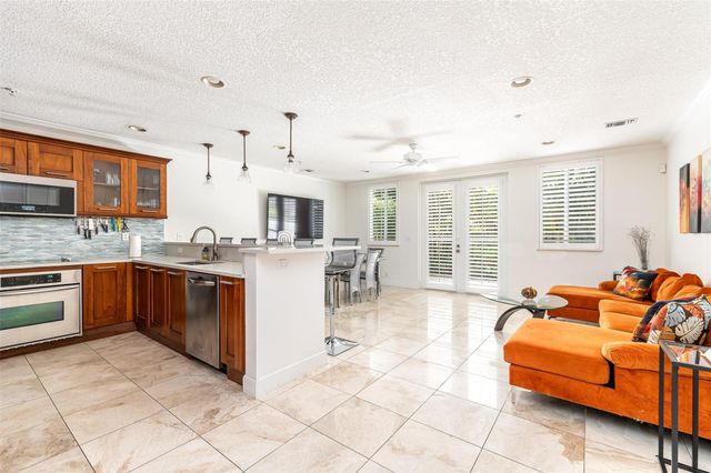 2614 NE 11th Court, Fort Lauderdale, FL 33304