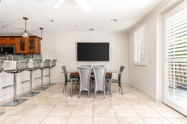 2614 NE 11th Court, Fort Lauderdale, FL 33304