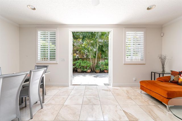 2614 NE 11th Court, Fort Lauderdale, FL 33304