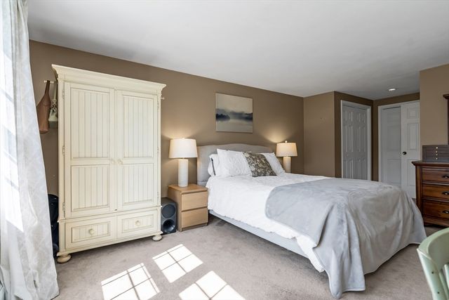 11 Stonebridge Dr 11, Plaistow, NH 03865