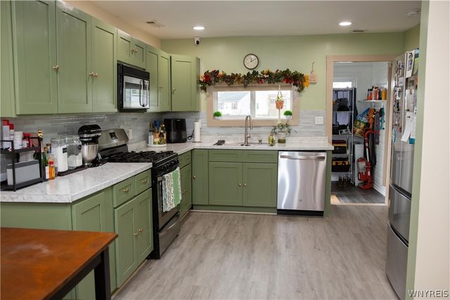 2704 Riverton Avenue, Hamburg, NY 14075