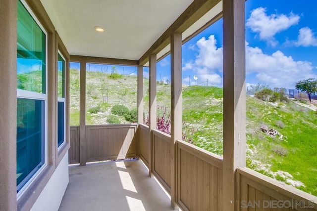 6012 Village Center Loop Rd 38, San Diego, CA 92130