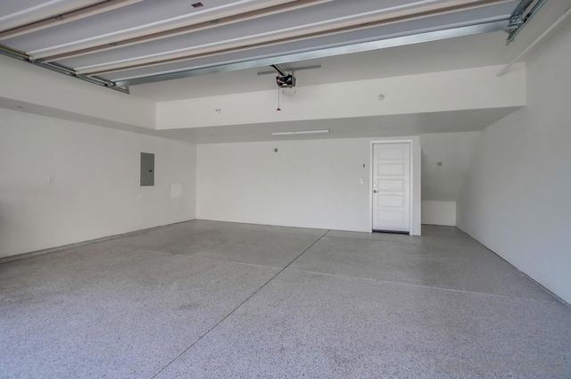 6012 Village Center Loop Rd 38, San Diego, CA 92130