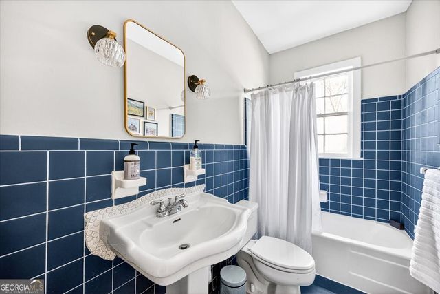 2485 Carlton Way, Macon, GA 31204