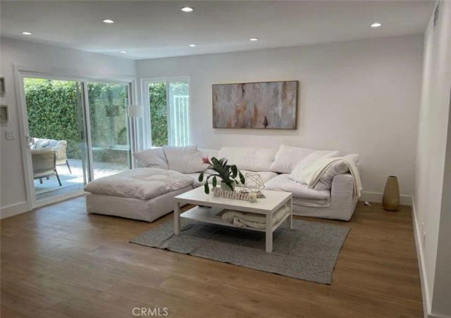 24614 Calle Ardilla, Calabasas, CA 91302