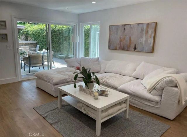 24614 Calle Ardilla, Calabasas, CA 91302