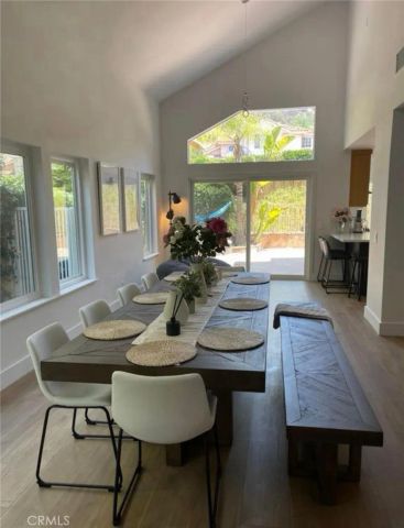 24614 Calle Ardilla, Calabasas, CA 91302